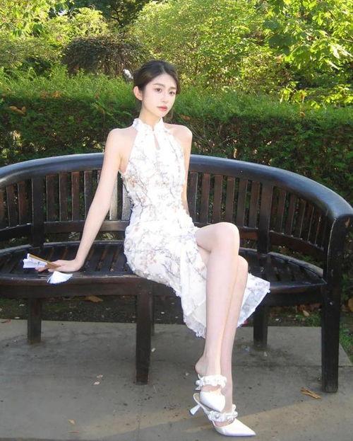 国产美女a,魅力绽放，风采独绝